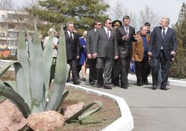 Anatoliy Serdyukov and Mikhail Yezhel