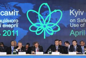 Нурсултан Назарбаєв, Пан Гі Мун, Віктор Янукович та Жозе Мануель Баррозу