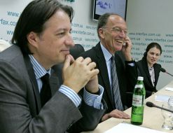 Вольфганг Херритш, Питер Гольдшейдер и Марианна Бонечи