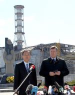 Ban Ki-Moon and Viktor Yanukovich 