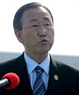 Ban Ki-Moon and Viktor Yanukovich