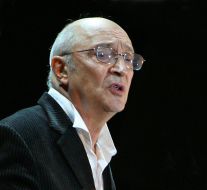 Михаил Козаков