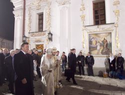 Viktor Yanukovich and Metropolitan Vladimir