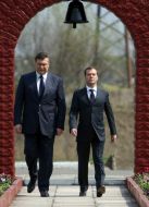 Dmitriy Medvedev and Viktor Yanukovich