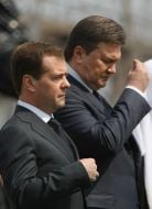 Dmitriy Medvedev and Viktor Yanukovich