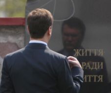 Dmitriy Medvedev and Viktor Yanukovich