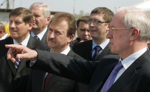 Nikolay Azarov and Aleksandr Popov