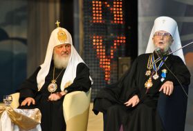 Patriarch Kirill and Metropolitan Nikodim
