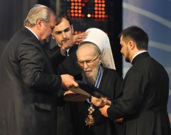 Viktor Tihonov and Metropolitan Nikodim