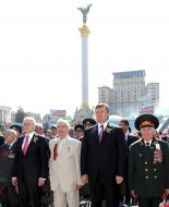 Viktor Yanukovich and  Vladimir Litvin 
