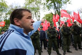 Сотрудники милиции