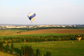 Cup Podolia Ballooning