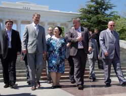Mariya Romanova and Yuriy Doynikov