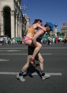 "Under the chestnuts" race