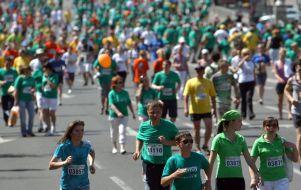 "Under the Chestnuts" race