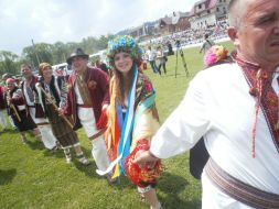 Участники гуцульского праздника ”Полонинська ватра”