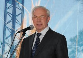 Микола Азаров 