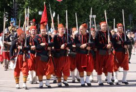 Марш-парад учасників військово-історичних клубів