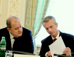 Anatoliy Mogilyov and Valeriy Khoroshkovskiy