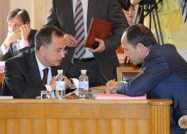 Boris Kolesnikov and Sergey Tigipko