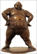 Скульптура Владимира Лемешко "Сумоист" 