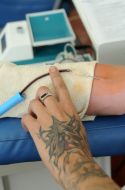 Volunteer donates blood