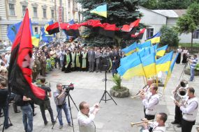 Participants of solemn vechey