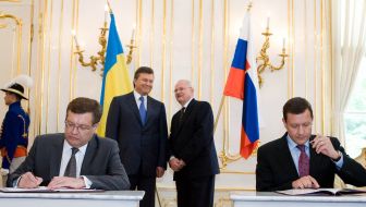 Signing of bilateral documents