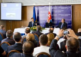 Viktor Yanukovich and Ivan Gashparovich