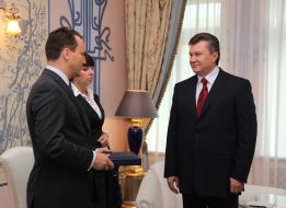 Viktor Yanukovich and Radoslaw Sikorski