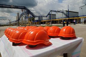 Construction hard hats