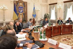 Учасники засідання