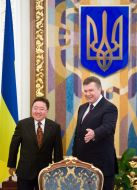 Viktor Yanukovich and Tsakhiagiin Elbegdorj