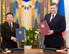 Viktor Yanukovich and Tsakhiagiin Elbegdorj
