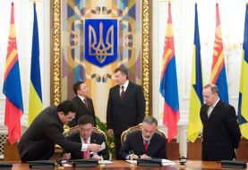Viktor Yanukovich, Dmitriy Tabachnik and Tsakhiagiin Elbegdorj