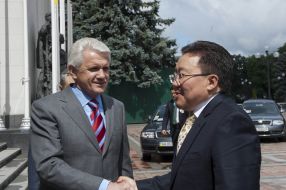 Vladimir Litvin and Tsakhiagiin Elbegdorj
