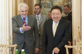 Vladimir Litvin and Tsakhiagiin Elbegdorj