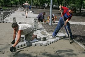 Реконструкция сквера на Русановской набережной