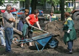 Реконструкция сквера на Русановской набережной