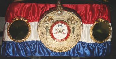 Champion belt on WBA version 