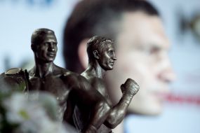 Statuette  "Vitaliy Klichko and Vladimir Klichko"