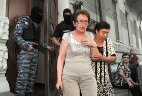 Сотрудники спецподразделения "Беркут"