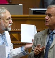 Yuriy Karmazin and Yaroslav Sukhoy