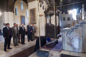 Vladimir Litvin and Garegin II