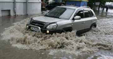 Автомобіль