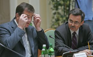 Vladimir Makukha and Nikolay Bezuglyi