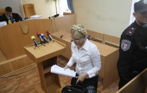 Юлия Тимошенко покидает зал суда