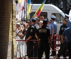 Во дворе Печерского райсуда