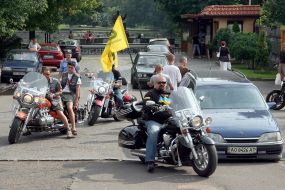 Vasiliy Virastyuk and members of motocross BayKray 
