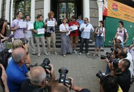 Rally in support of arrested Georgian photographers